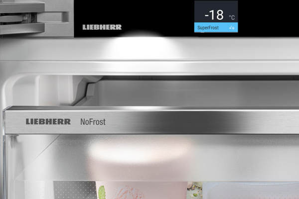 Chłodziarko-zamrażarka Liebherr CBNbdc 573i Plus BioFresh NoFrost
